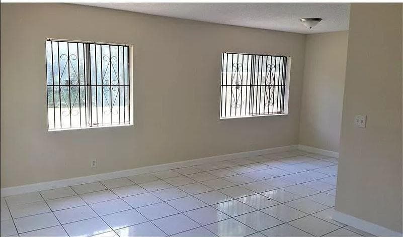 5710 NW 21st Street # 36-b, Lauderhill, FL 33313 photo 2