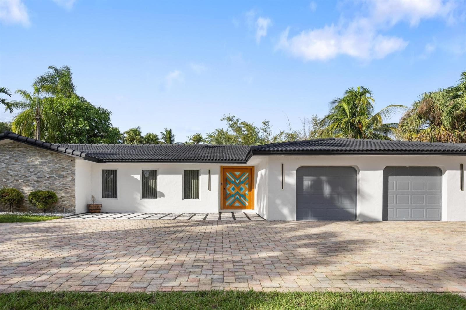 11621 NW 21st Court, Plantation, FL 33323 photo 2