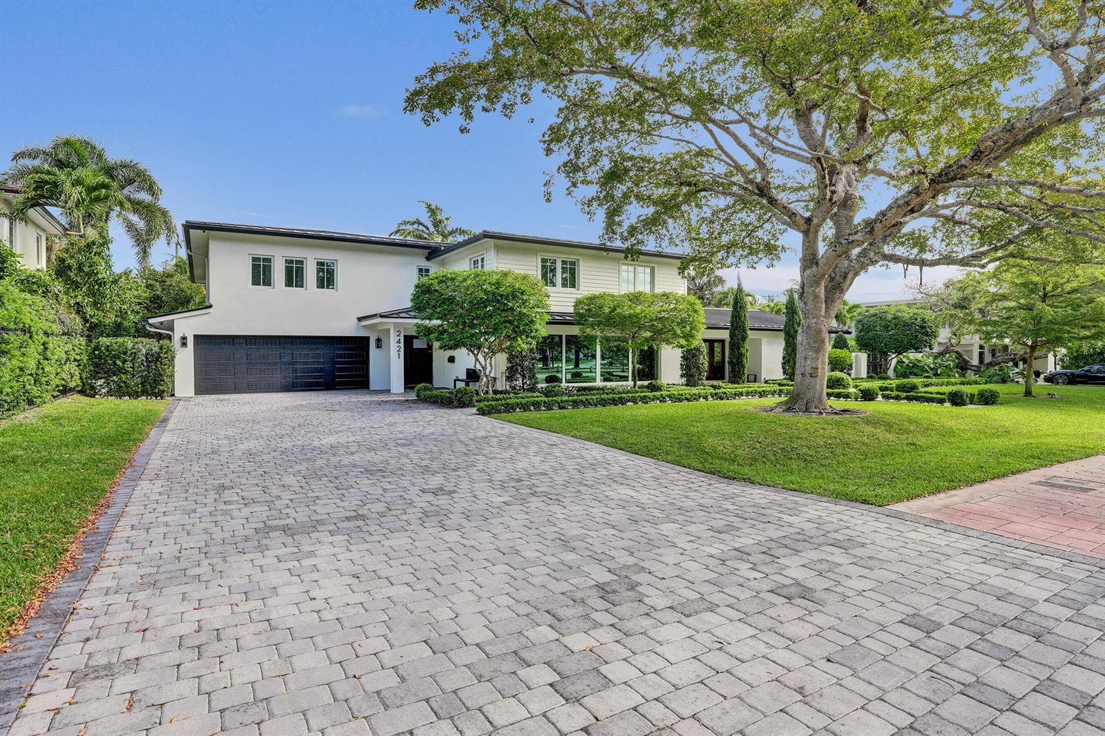 2421 NE 12th Street, Fort Lauderdale, FL 33304 photo 2