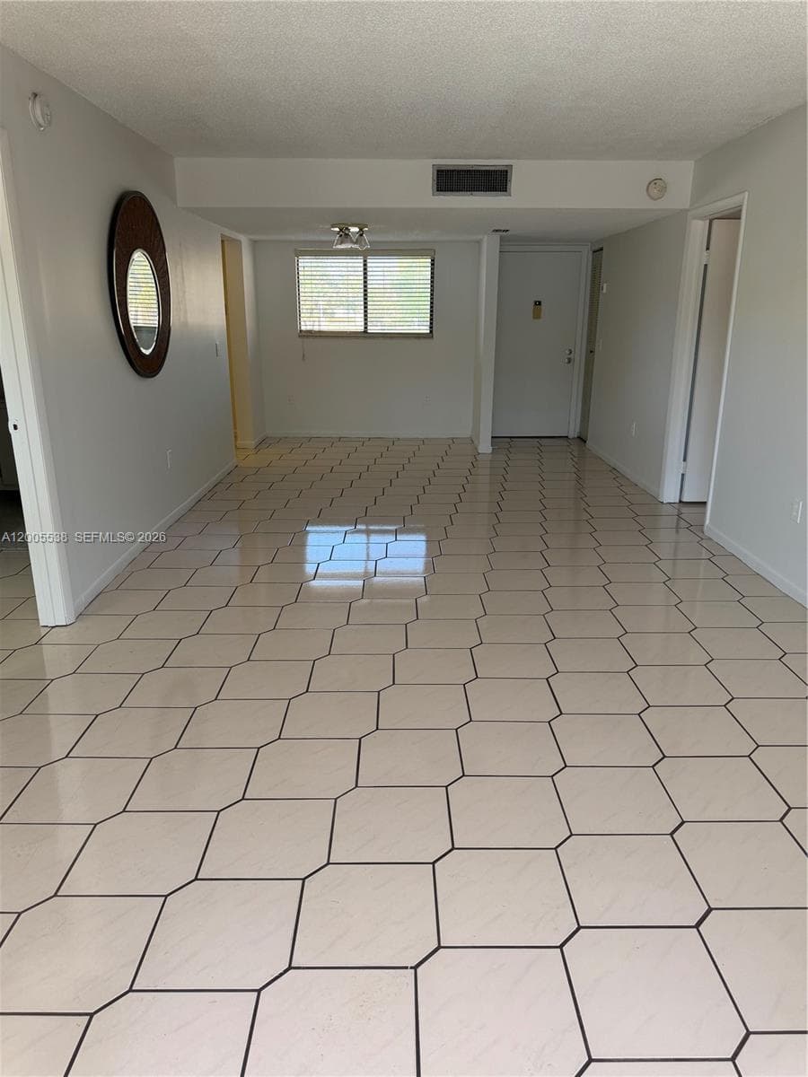 8415 SW 107th Ave # 208W, Miami, FL 33173 photo 3