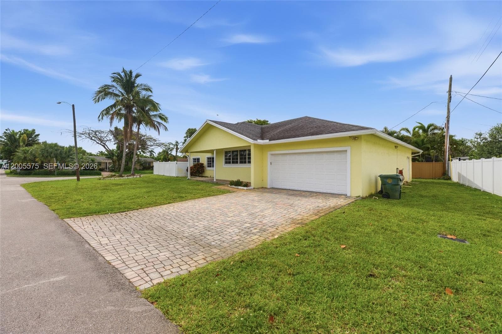 4361 NE 13th Ter, Oakland Park, FL 33334 photo 2