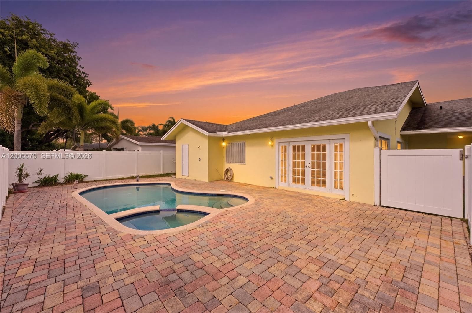 4361 NE 13th Ter, Oakland Park, FL 33334 photo 3