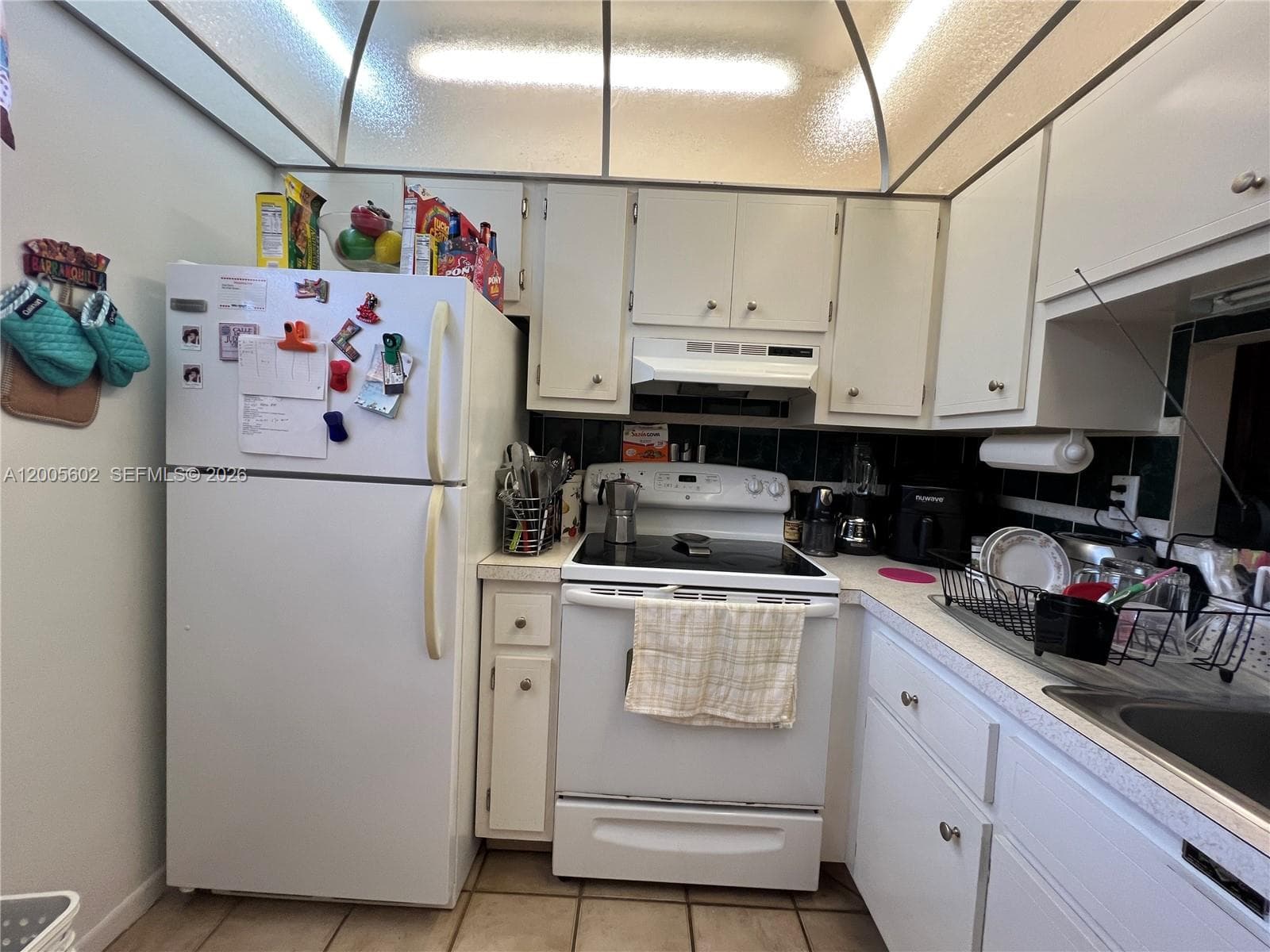 5181 W Oakland Park Blvd # 206, Lauderdale Lakes, FL 33313 photo 5