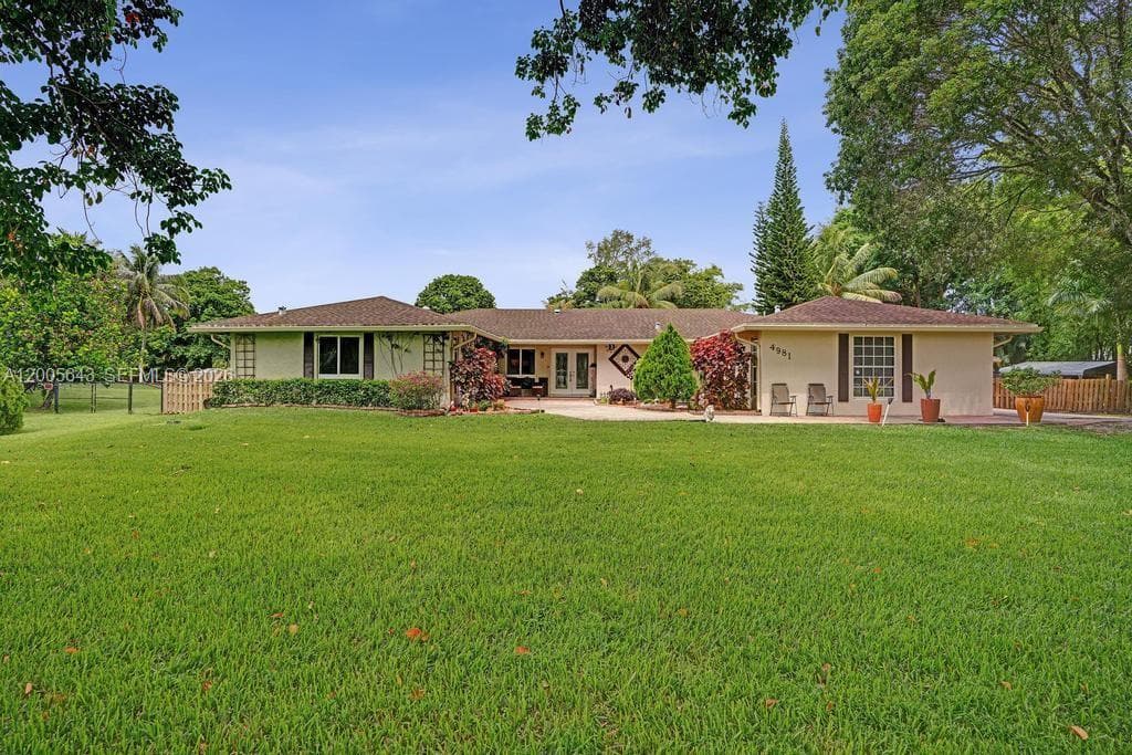 4981 SW 186th Ave, Southwest Ranches, FL 33332 photo 3