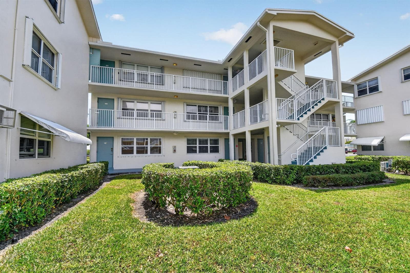 370 Horizon Street E # 107, Boynton Beach, FL 33435 photo 2
