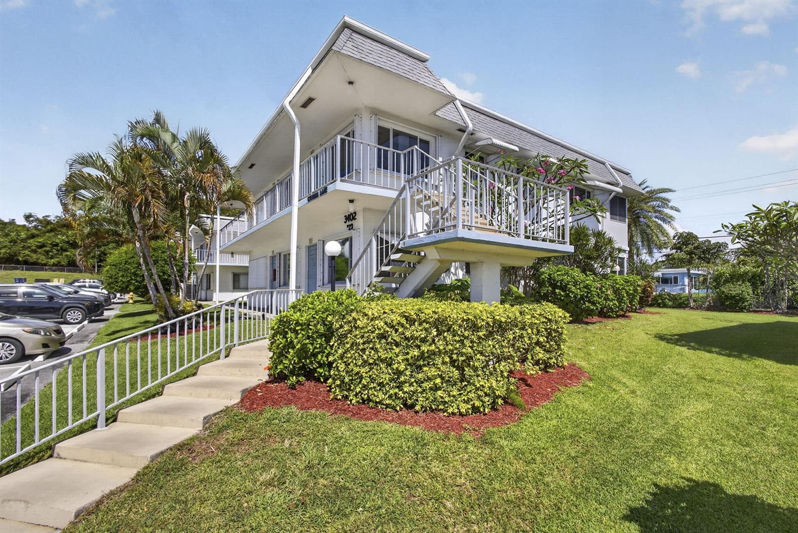 3402 Cynthia Lane # 201, FL 33461 photo 4