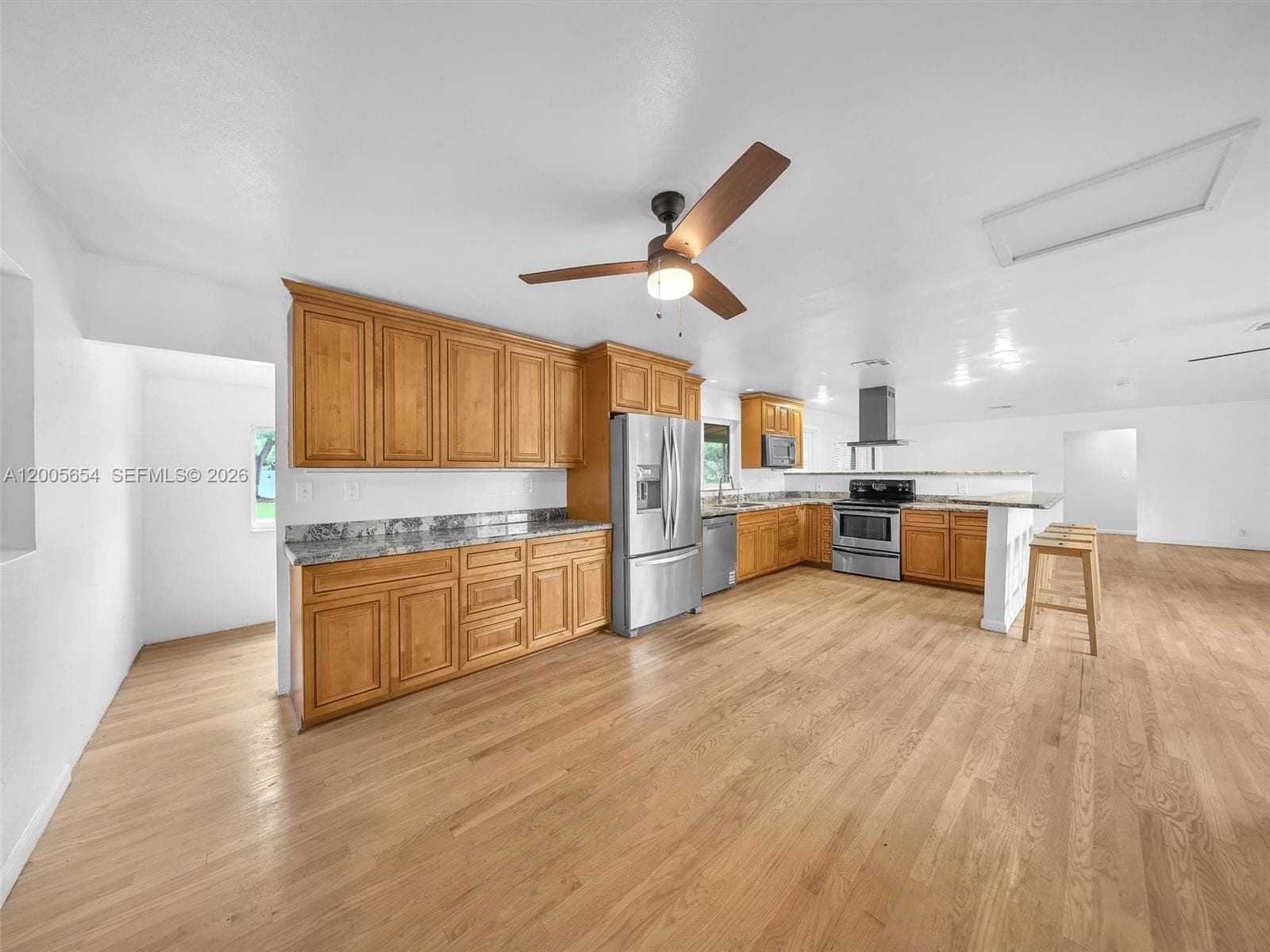 4401 NE 15th Ter, Oakland Park, FL 33334 photo 5