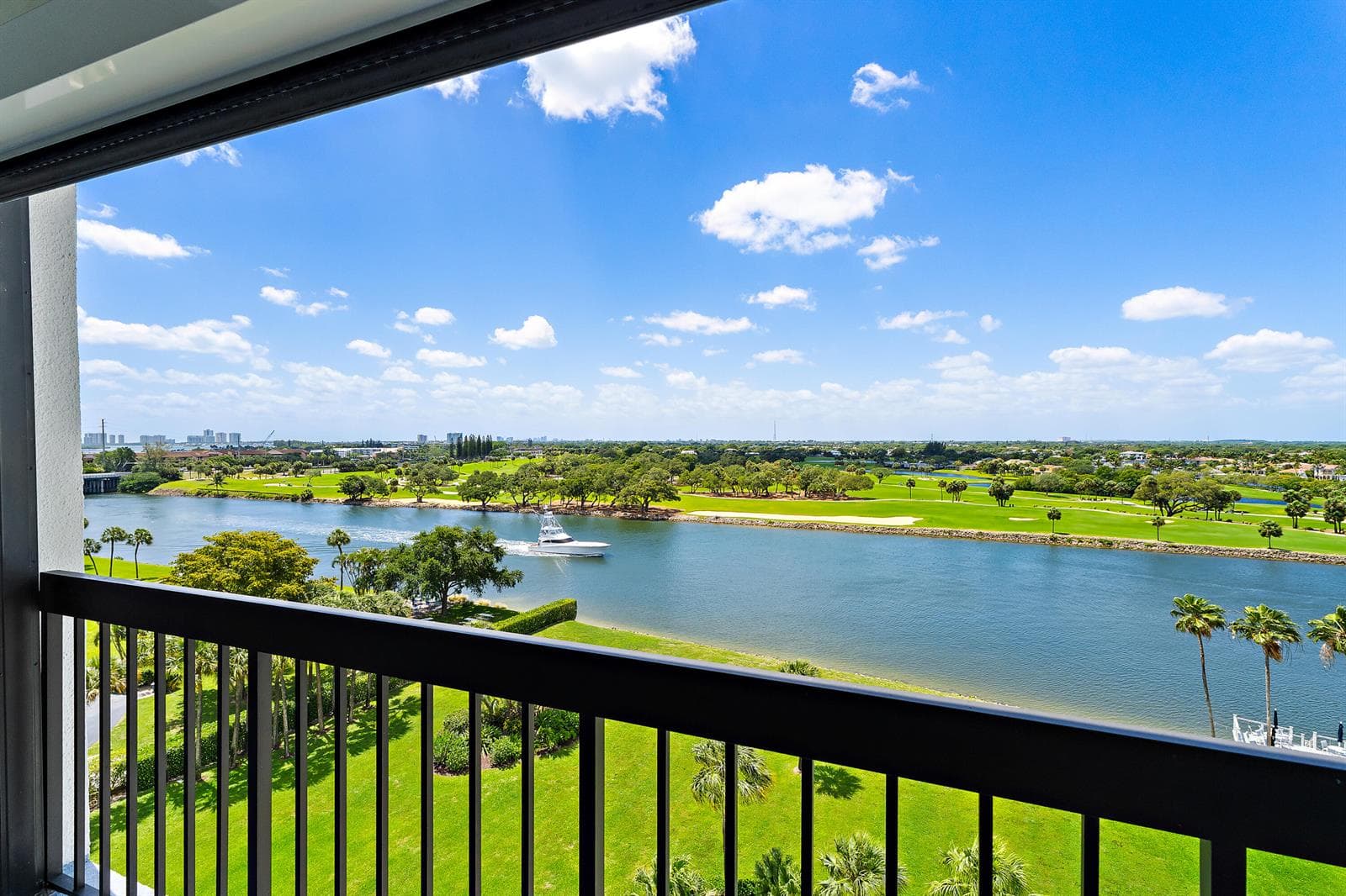 356 Golfview Road # 903, North Palm Beach, FL 33408 photo 2