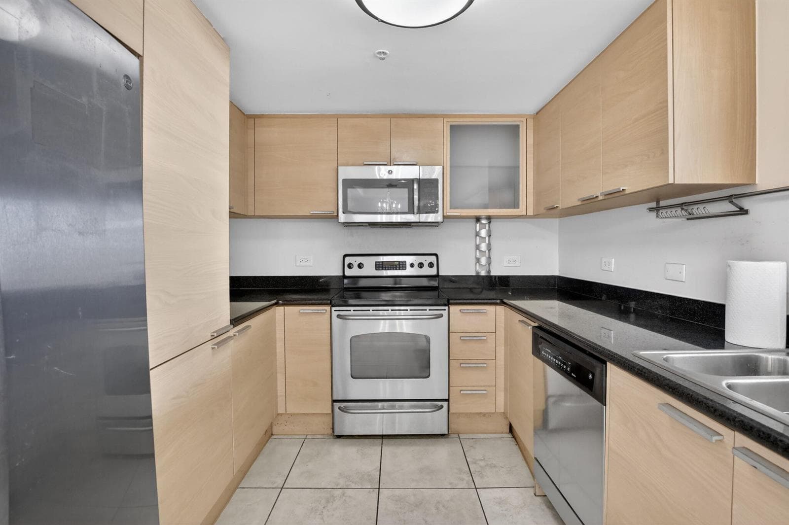140 S Dixie Highway # 819, Hollywood, FL 33020 photo 2