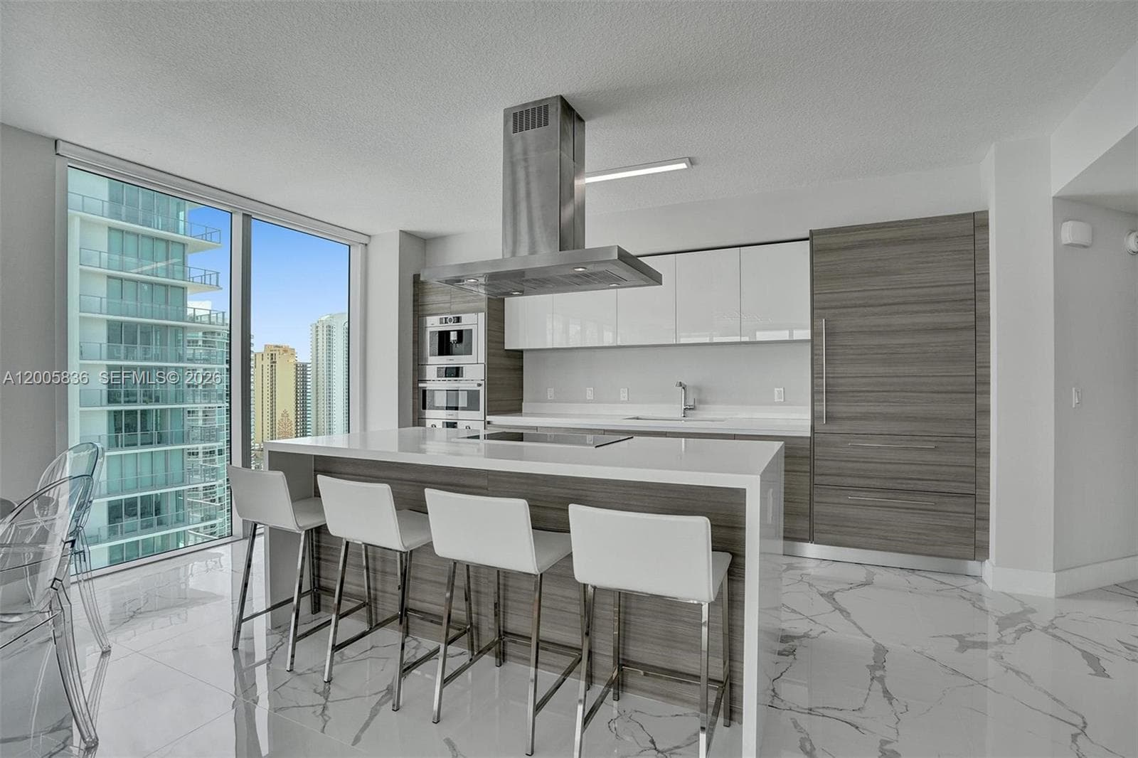 330 Sunny Isles Blvd # 5-2207, Sunny Isles Beach, FL 33160 photo 3