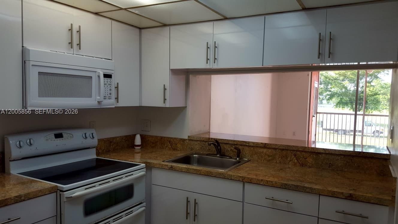 19701 SW 114th Ave # 266, Miami, FL 33157 photo 4