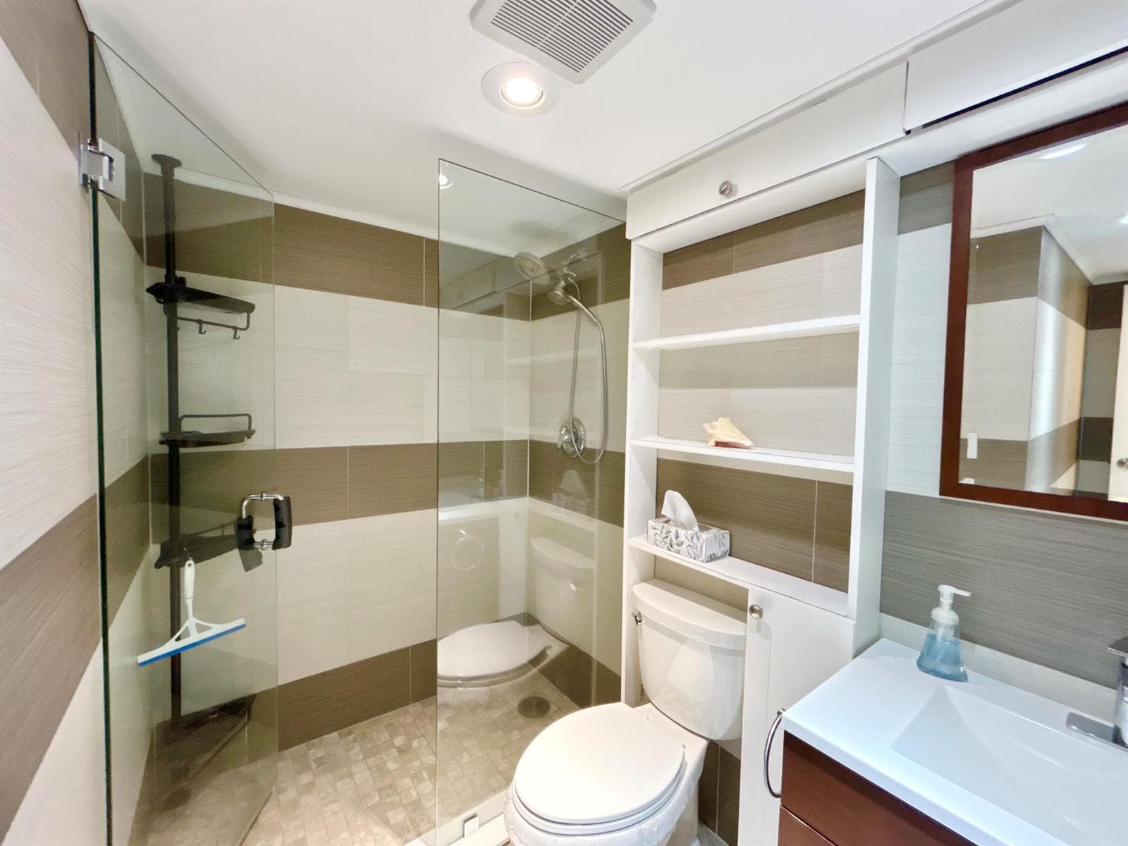 223 Pine Hov Circle # C-2, FL 33463 photo 4
