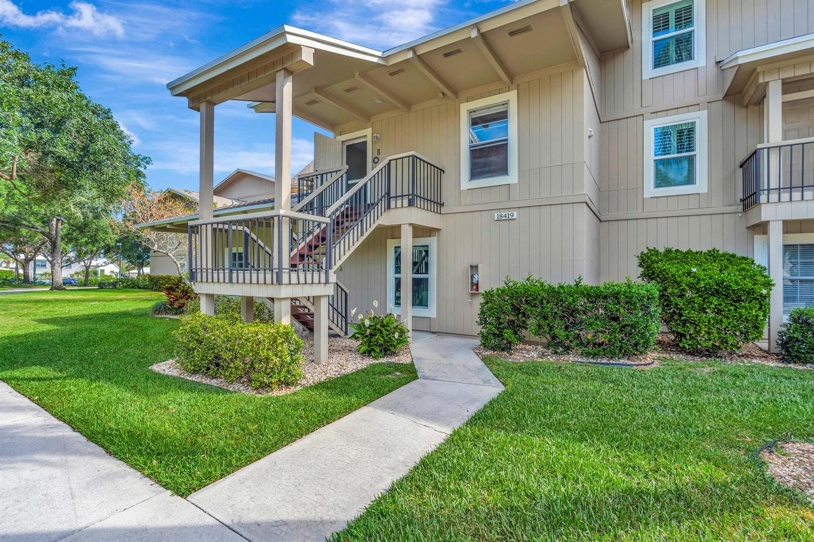 18419 SE Wood Haven Lane # B, Tequesta, FL 33469 photo 2