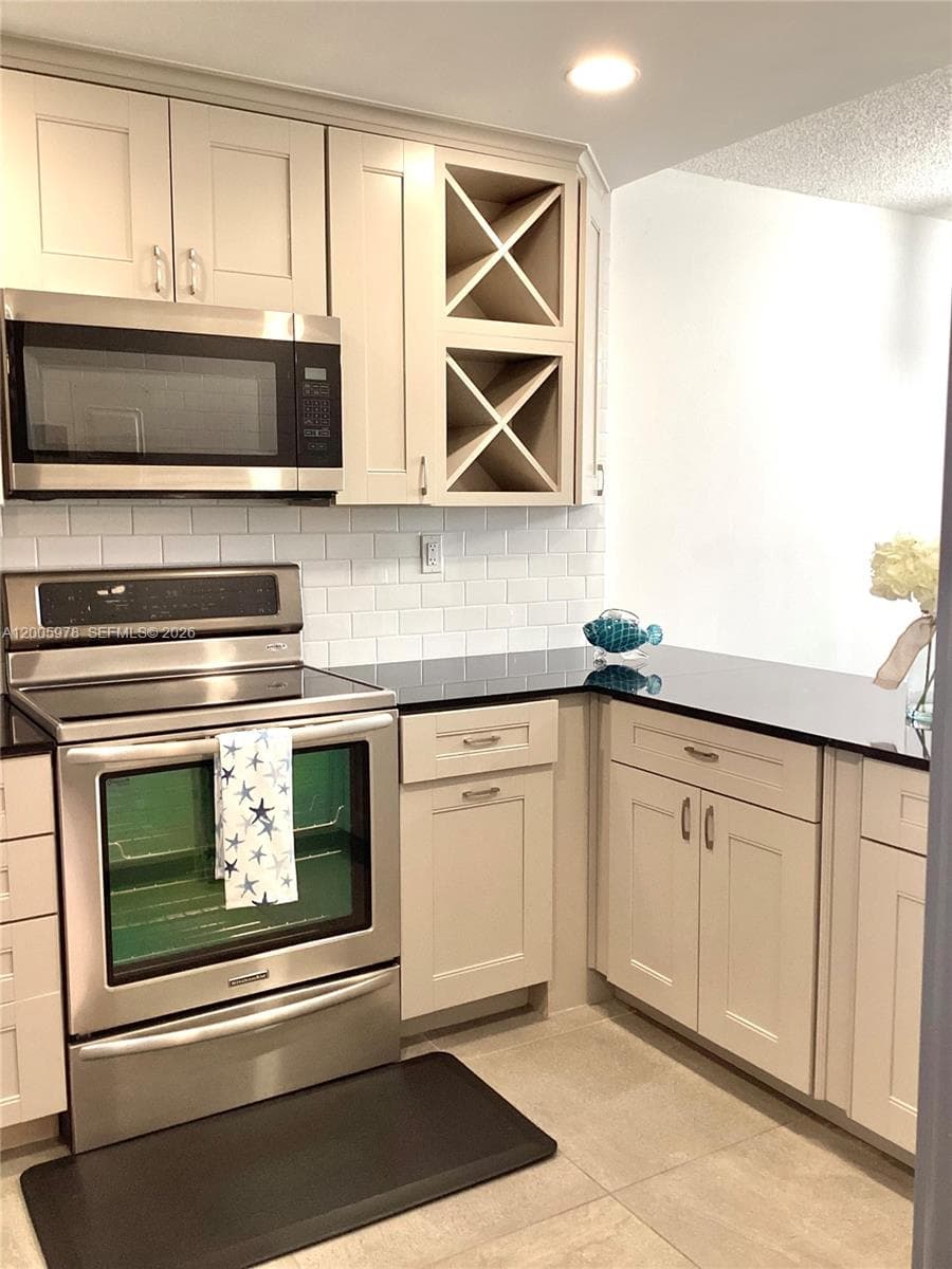 8900 Washington Blvd # PH2A, Pembroke Pines, FL 33025 photo 5
