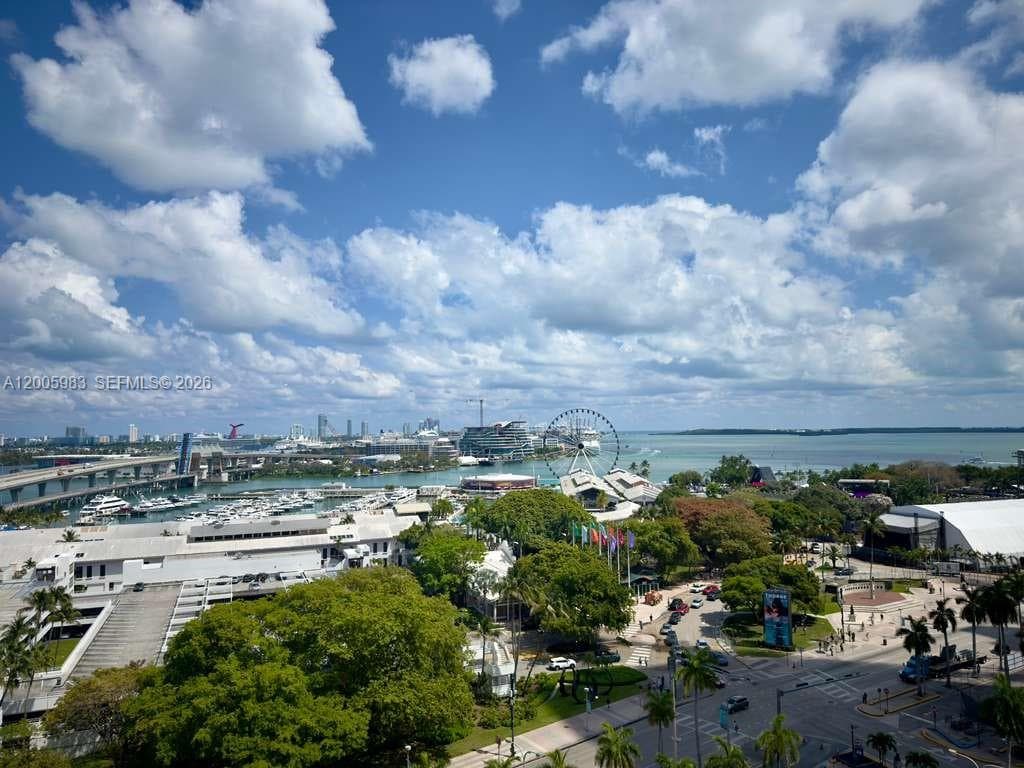 398 NE 5th St # 4313, Miami, FL 33132