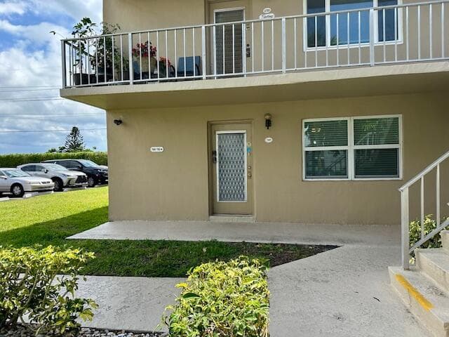 769 Burgundy Q, Delray Beach, FL 33484 photo 2