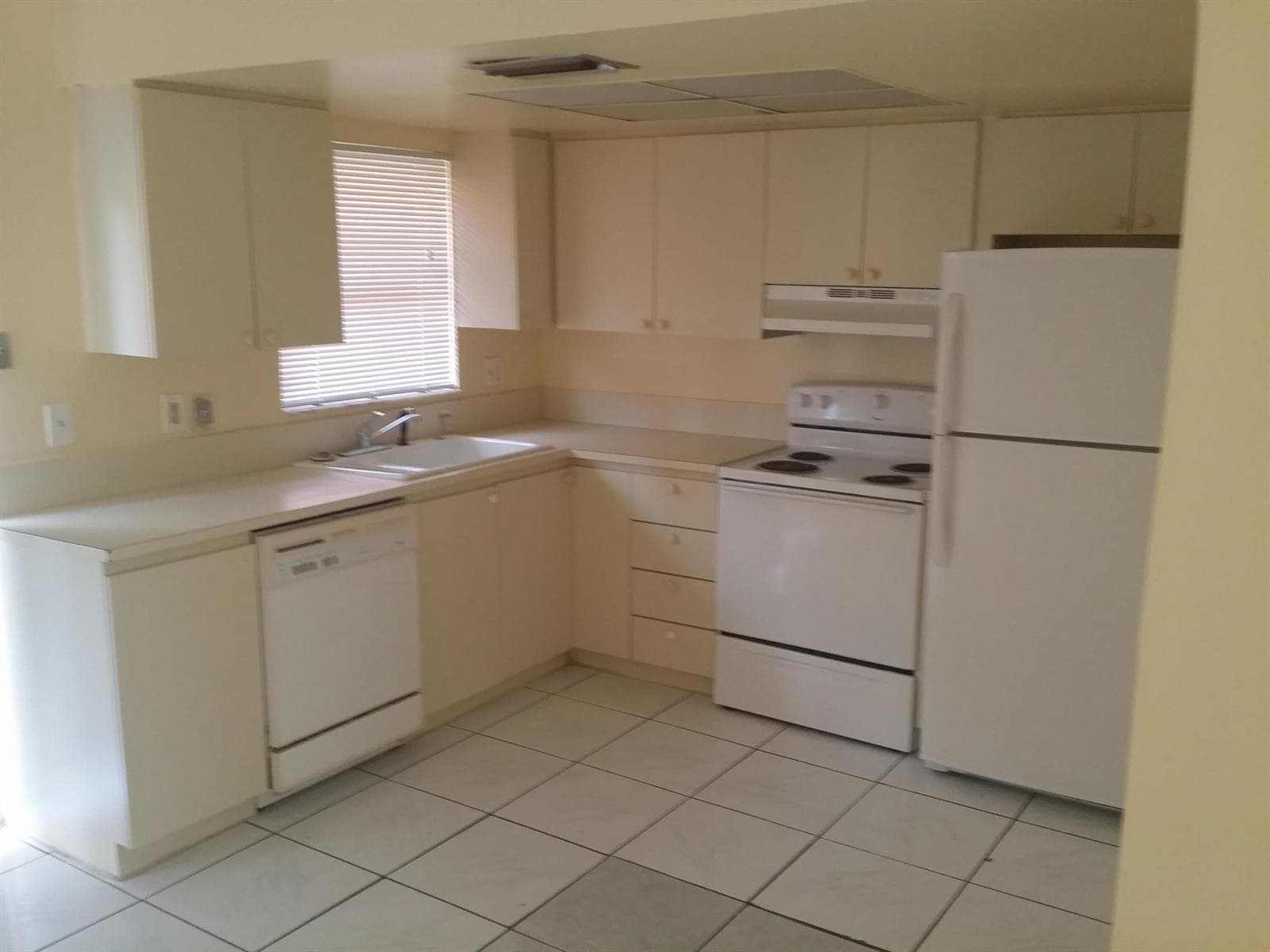 2580 NW 52nd Avenue # C16, Lauderhill, FL 33313 photo 4