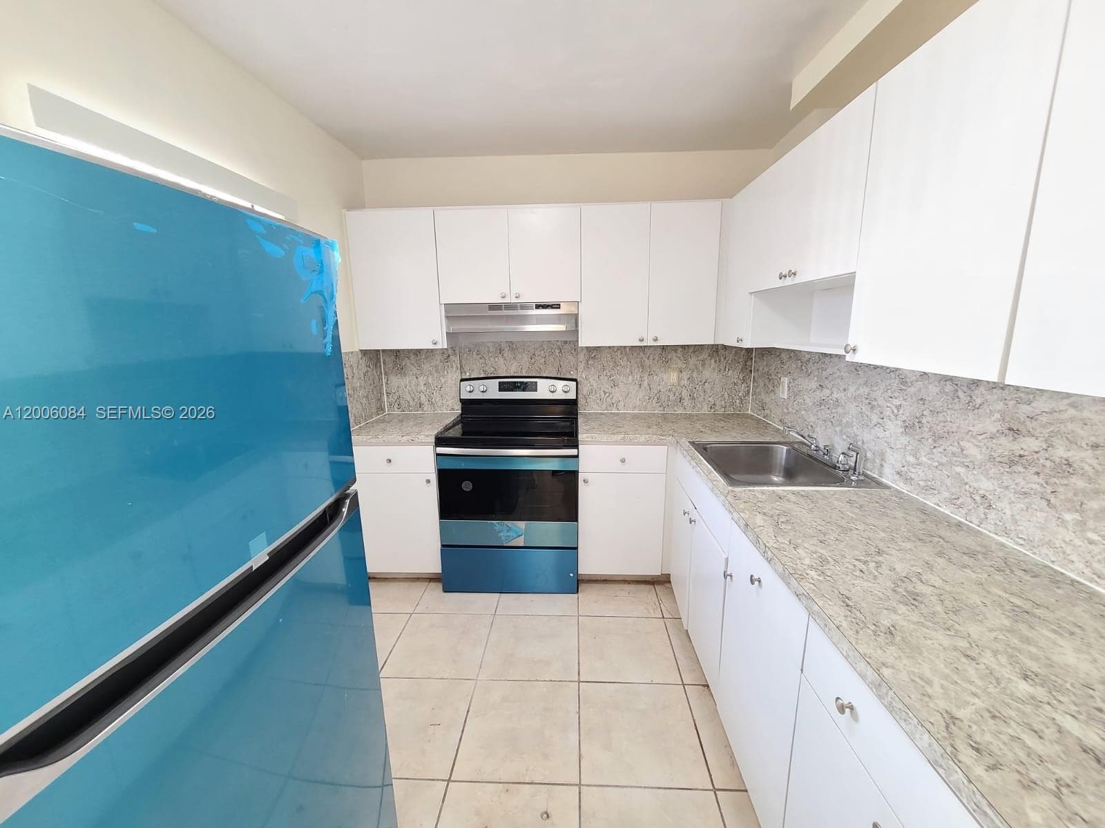 15600 NW 7th Ave # 709, Miami, FL 33169 photo 3