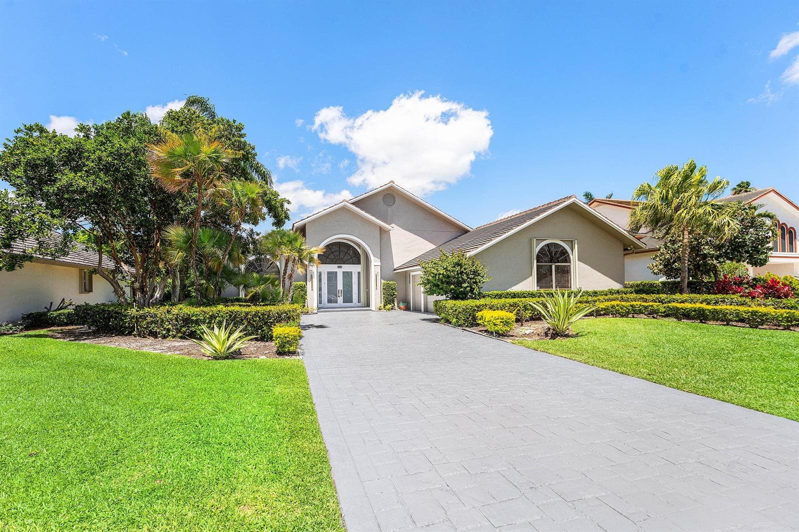 6415 Brandon Street, Palm Beach Gardens, FL 33418 photo 2