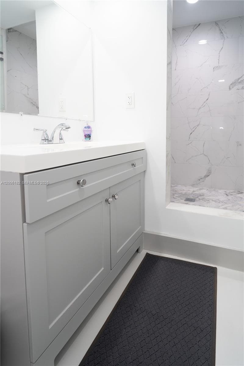 19707 Turnberry Way # 18C, Aventura, FL 33180 photo 5