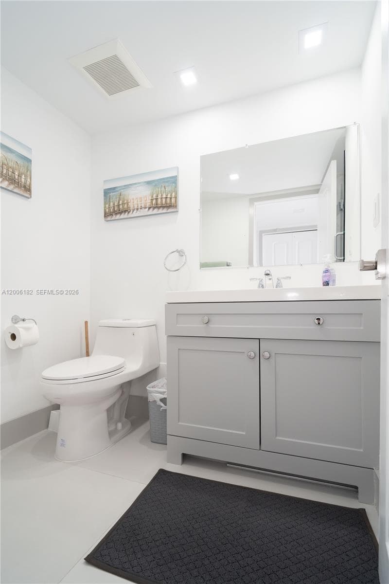 19707 Turnberry Way # 18C, Aventura, FL 33180 photo 4