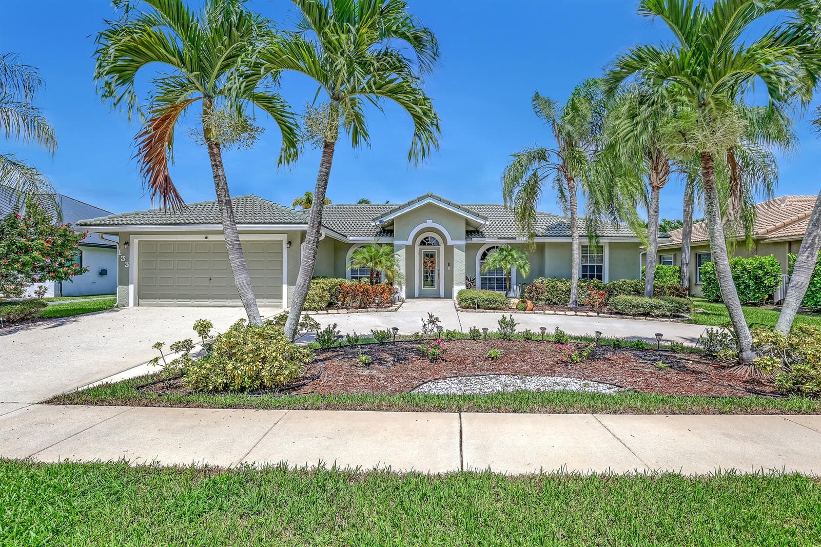 133 Black Olive Crescent, Royal Palm Beach, FL 33411 photo 2