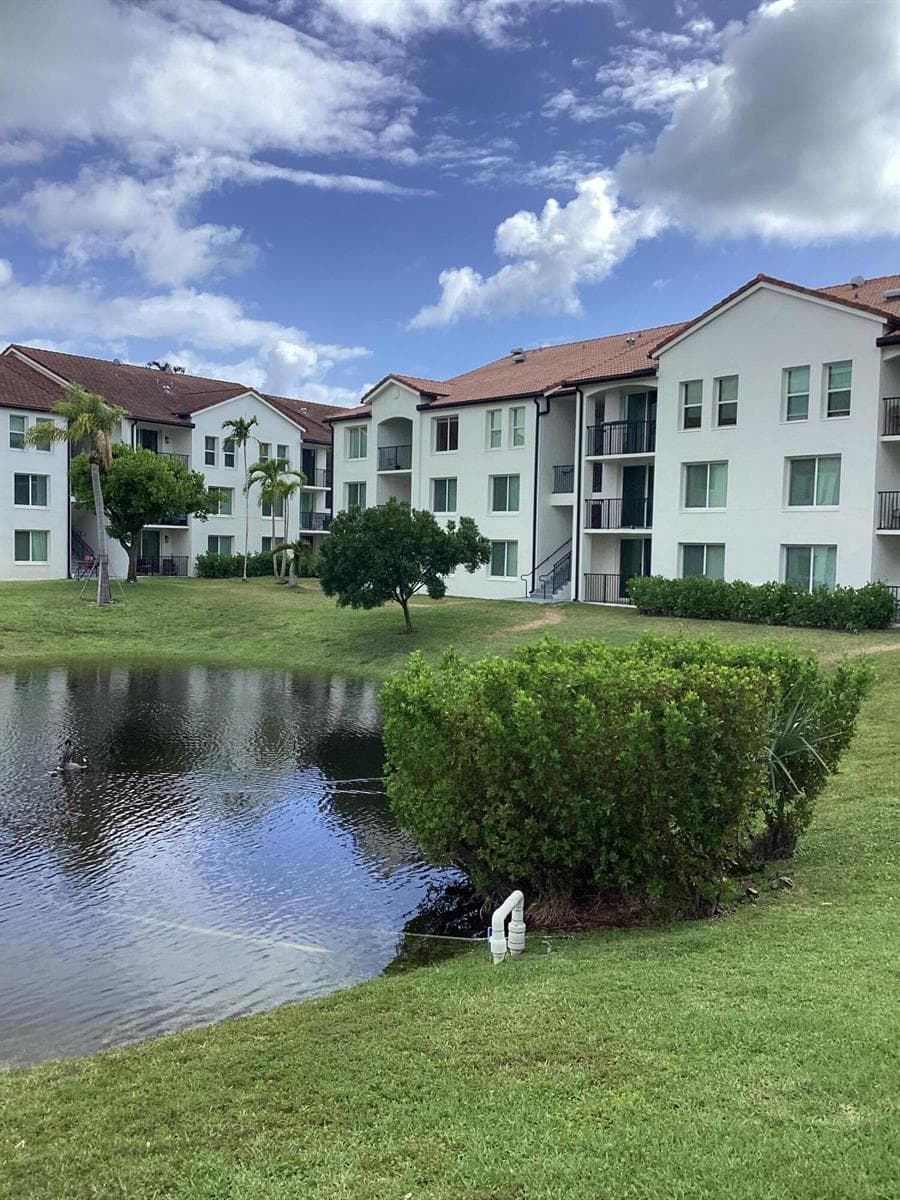 116 Villa Circle # 116, Boynton Beach, FL 33435 photo 2