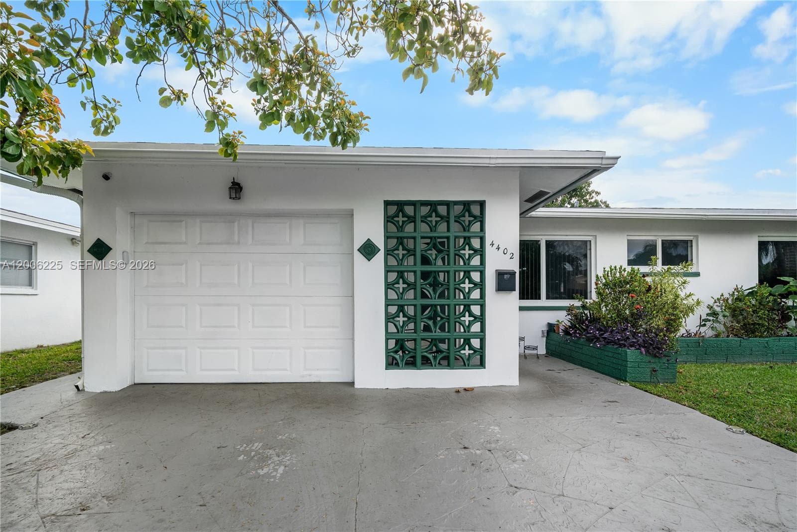4402 NW 44th Ave, Tamarac, FL 33319