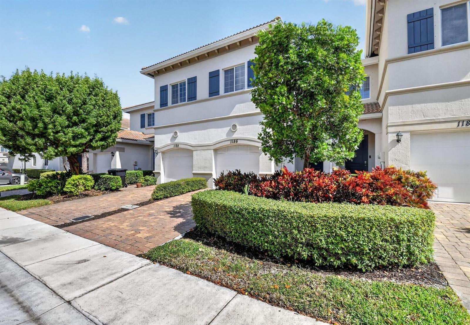 1186 Paisley Court, FL 33461 photo 2