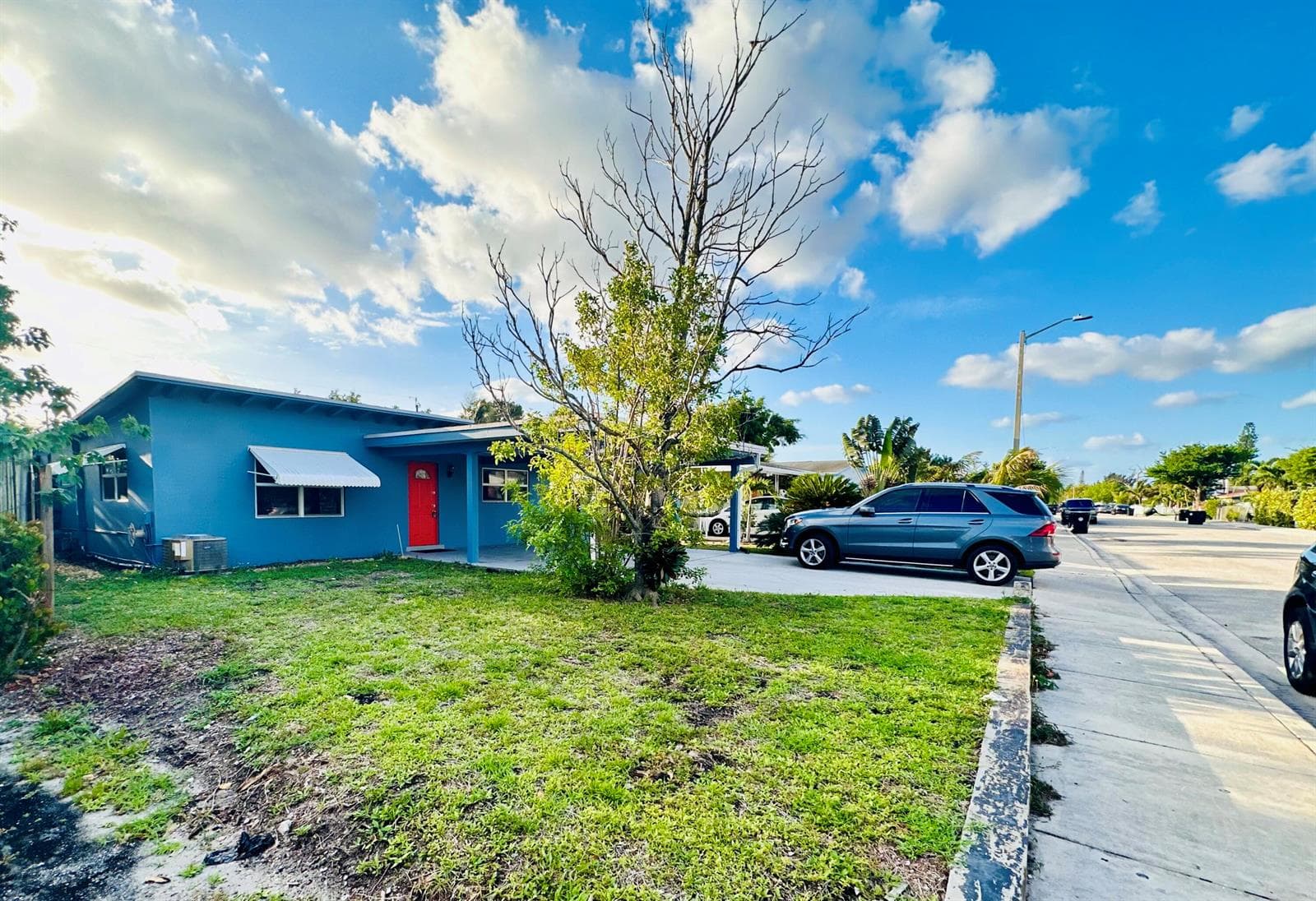 1118 N E Street, FL 33460 photo 3
