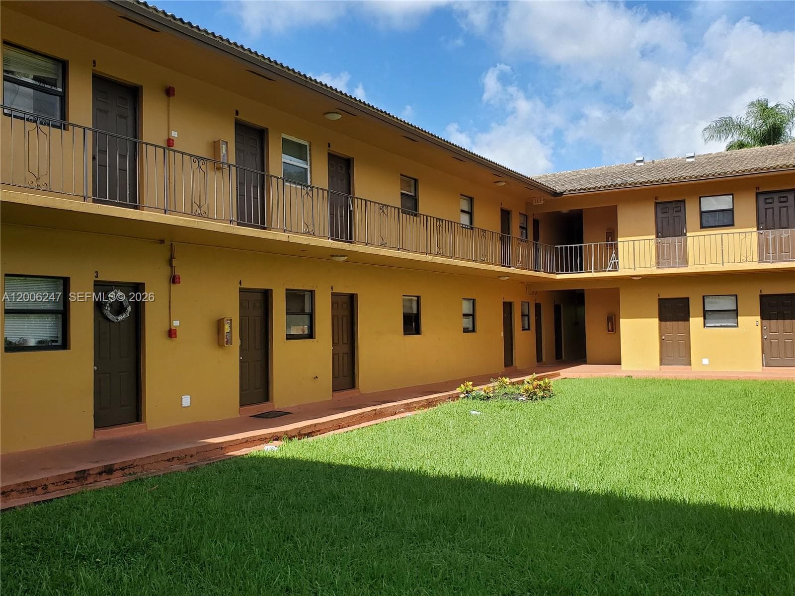 9203 NW 38th Dr # 2, Coral Springs, FL 33065 photo 2