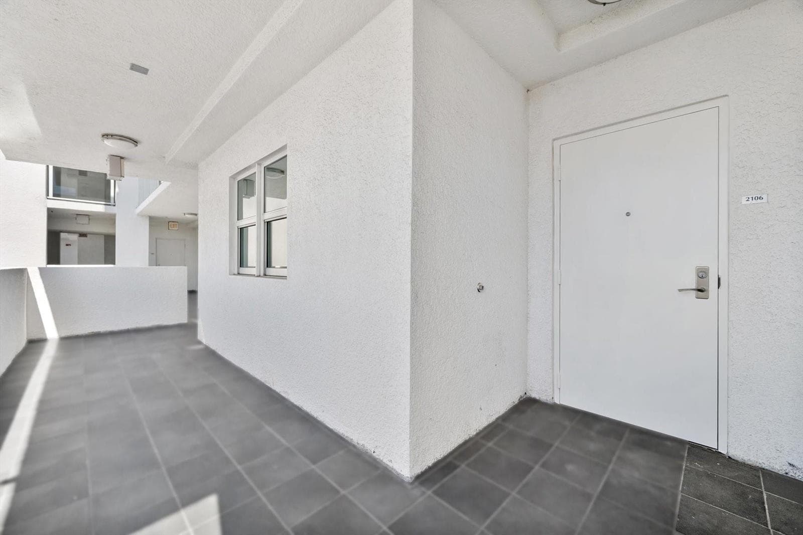 15051 Royal Oaks Lane # 2106, North Miami, FL 33181 photo 2