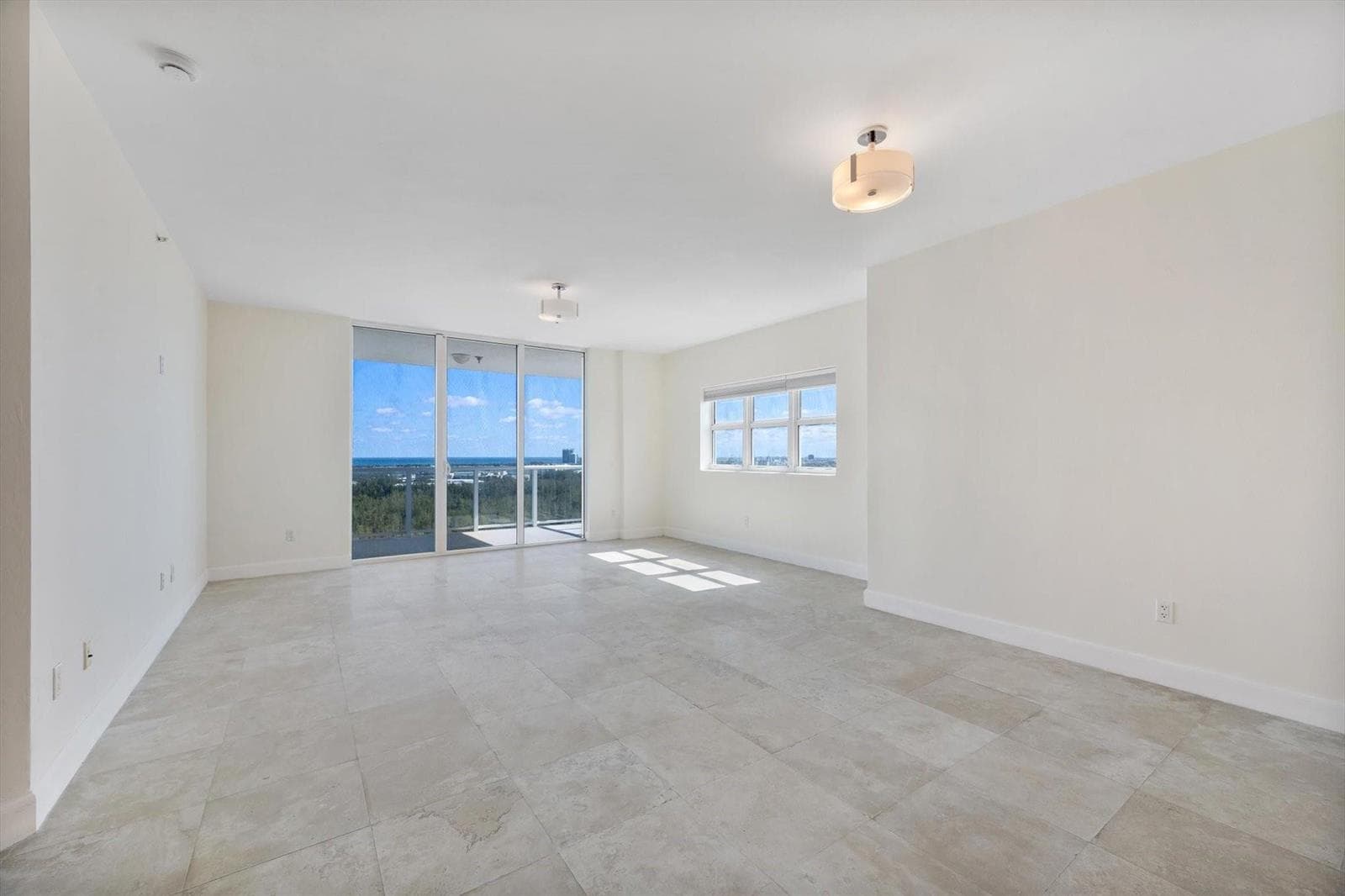 15051 Royal Oaks Lane # 2106, North Miami, FL 33181 photo 4