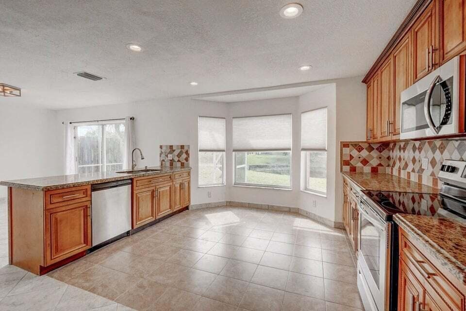 10758 Lake Jasmine Drive, Boca Raton, FL 33498 photo 3