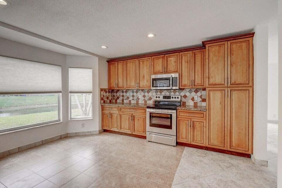 10758 Lake Jasmine Drive, Boca Raton, FL 33498 photo 5