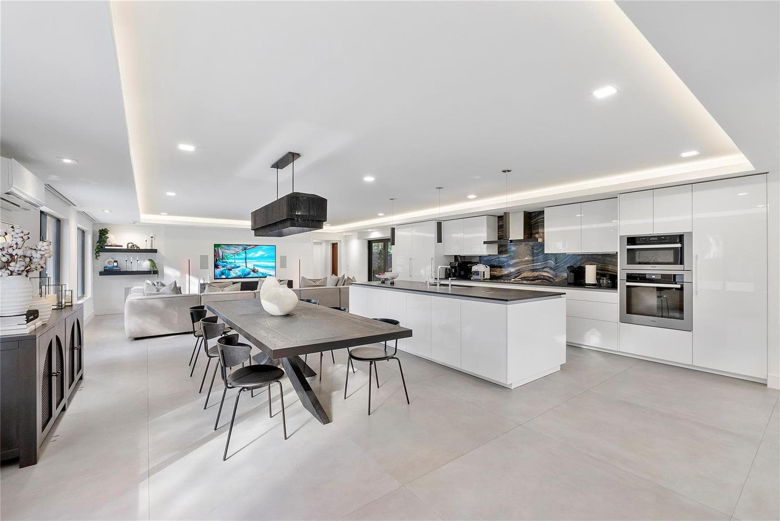 500 NE 14th Avenue, Fort Lauderdale, FL 33301 photo 2
