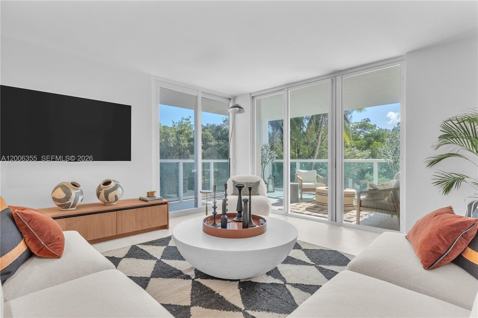 100 Bayview Dr # 216, Sunny Isles Beach, FL 33160 photo 2
