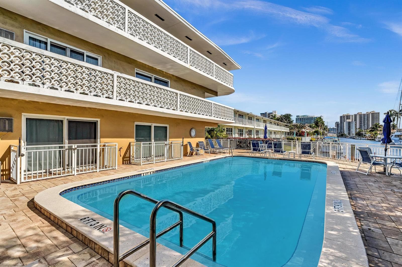 3220 Bayview Drive # 211, Fort Lauderdale, FL 33306 photo 2