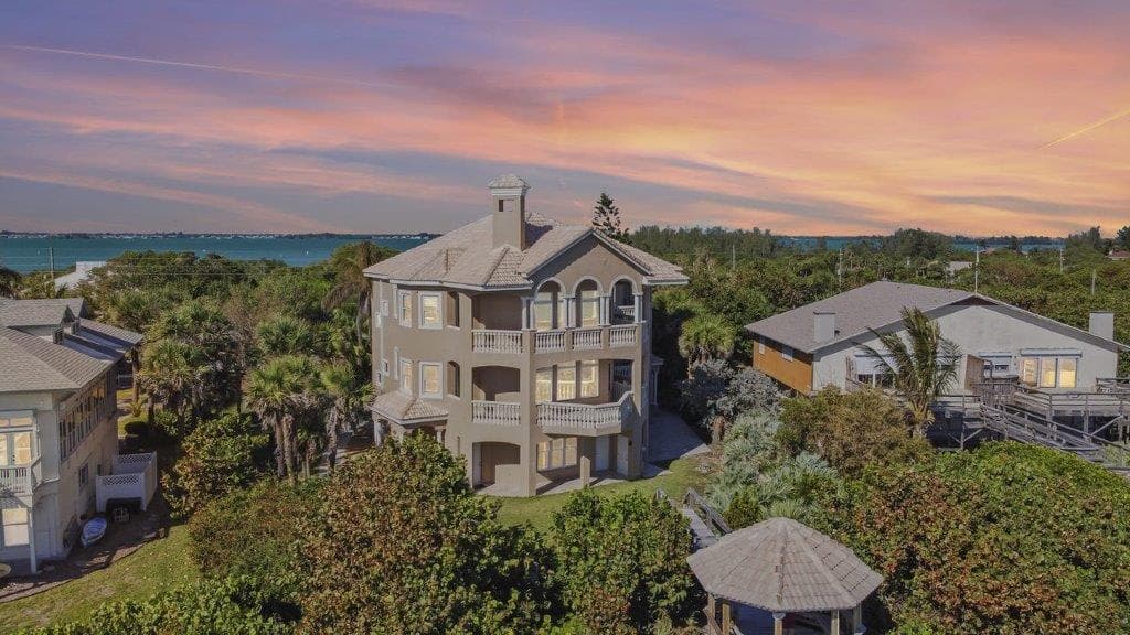 8327 Jimmy Buffett Mem Highway, Melbourne Beach, FL 32951 photo 4