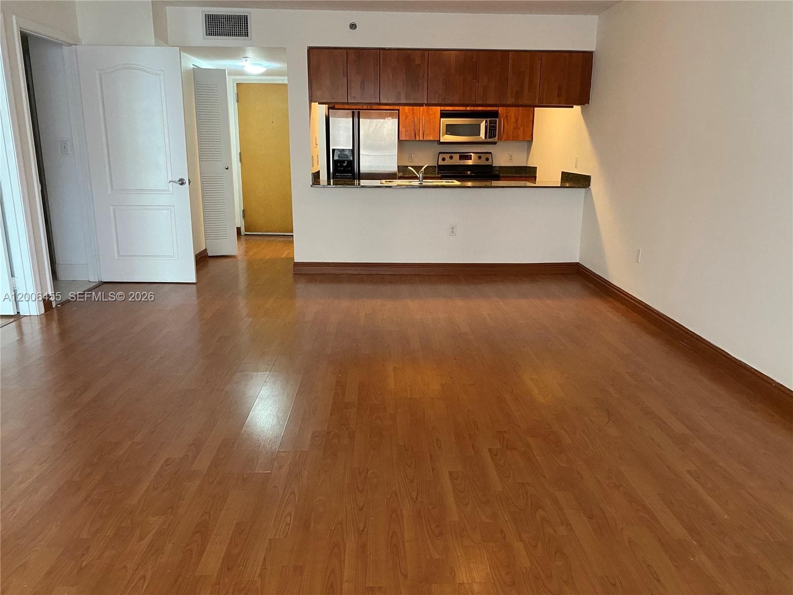 1200 Brickell Bay Dr # 1914, Miami, FL 33131 photo 3