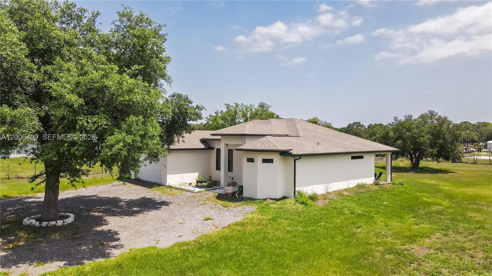 655 N Olivo ST, Clewiston, FL 33440 photo 3