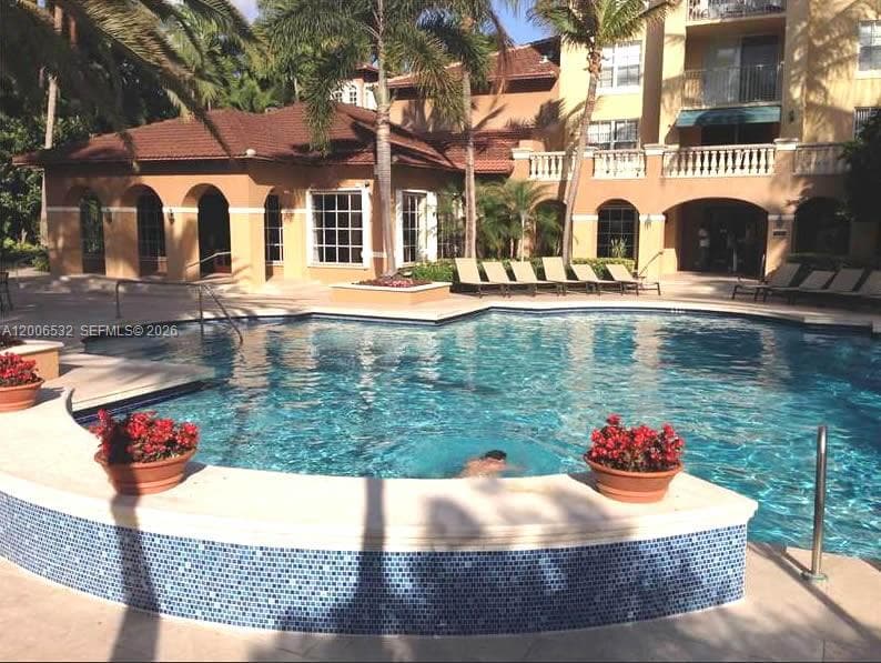 19999 E Country Club Dr # 1303, Aventura, FL 33180