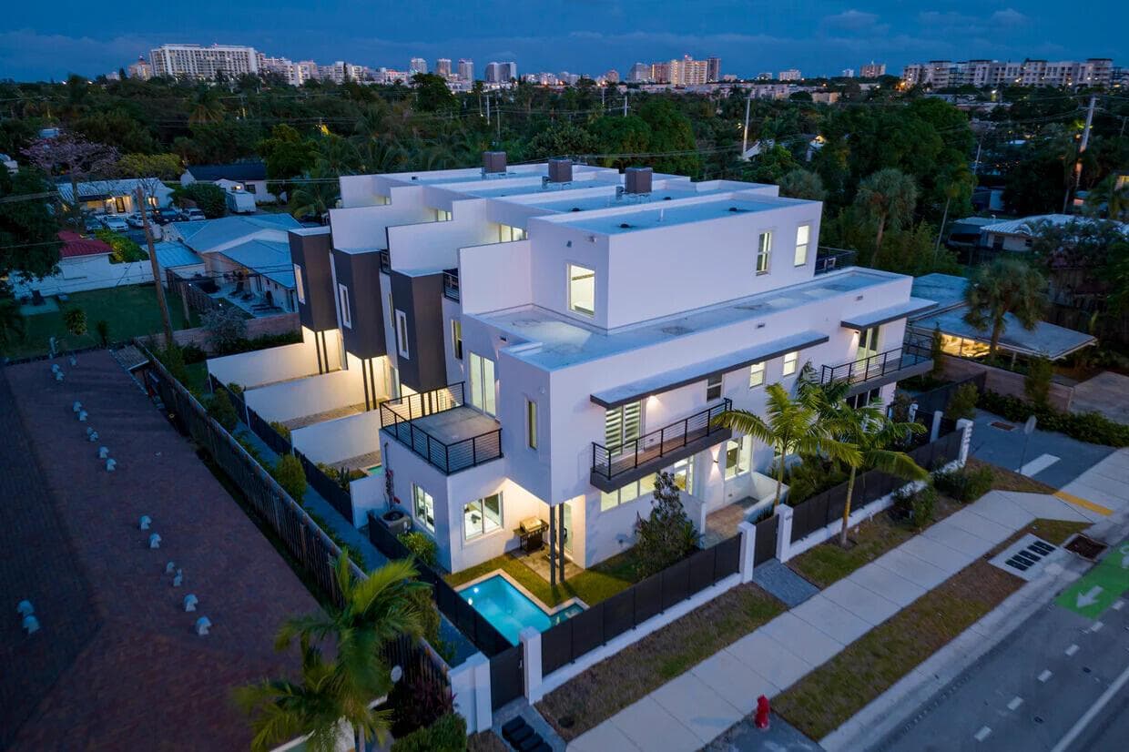 1222 NE 15th Avenue, Fort Lauderdale, FL 33304 photo 2