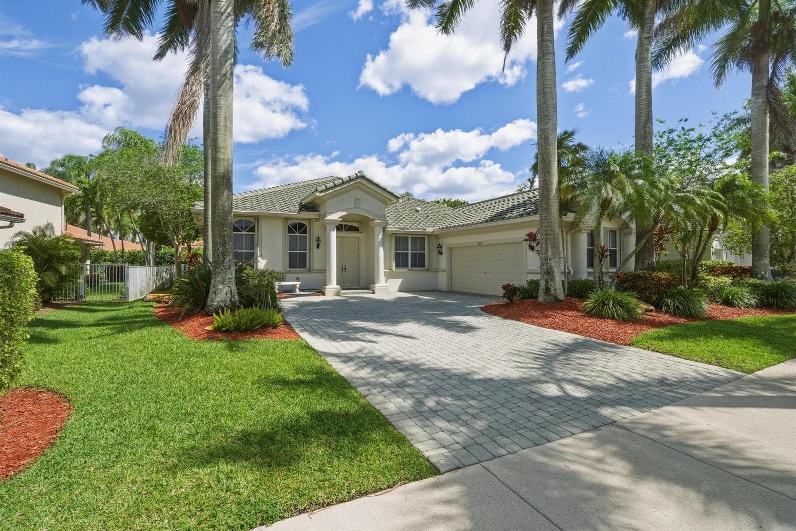 2053 Quail Roost Drive, Weston, FL 33327 photo 2