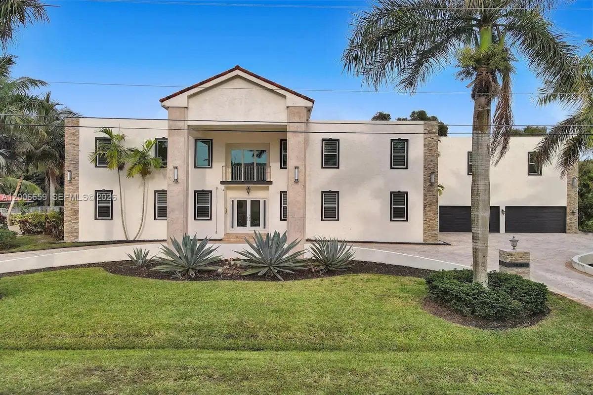 1430 NW 114th Ave, Plantation, FL 33323 photo 5