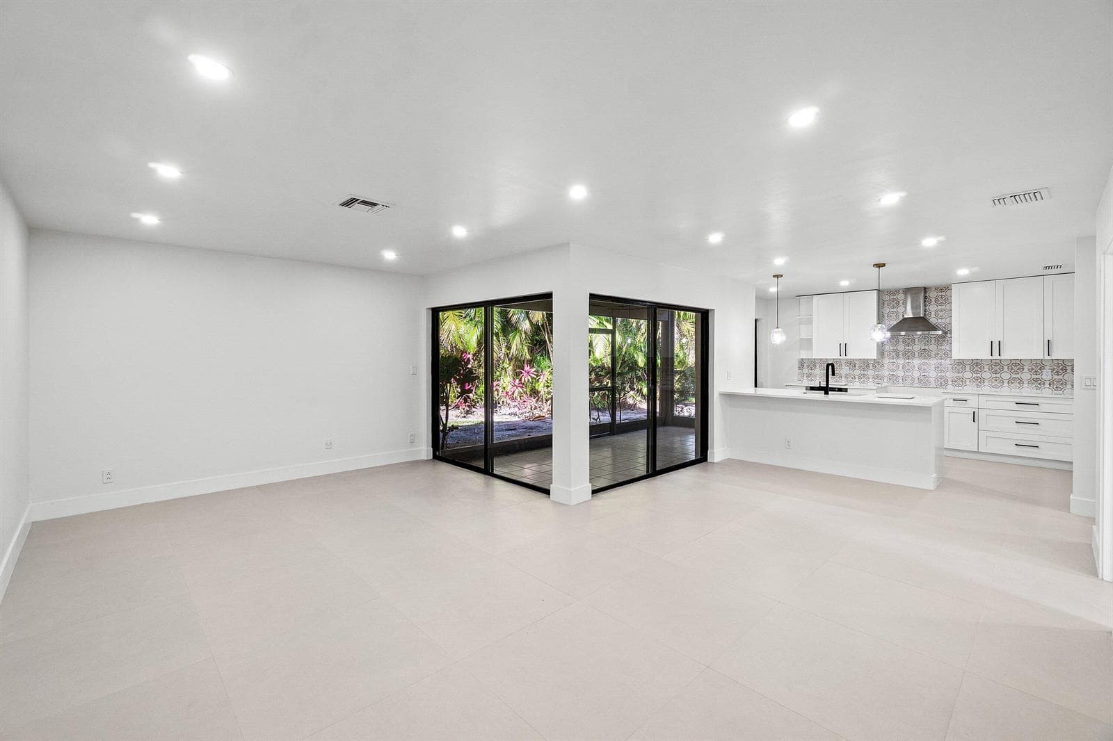 5944 Forest Grove Drive # 3, Boynton Beach, FL 33437 photo 4