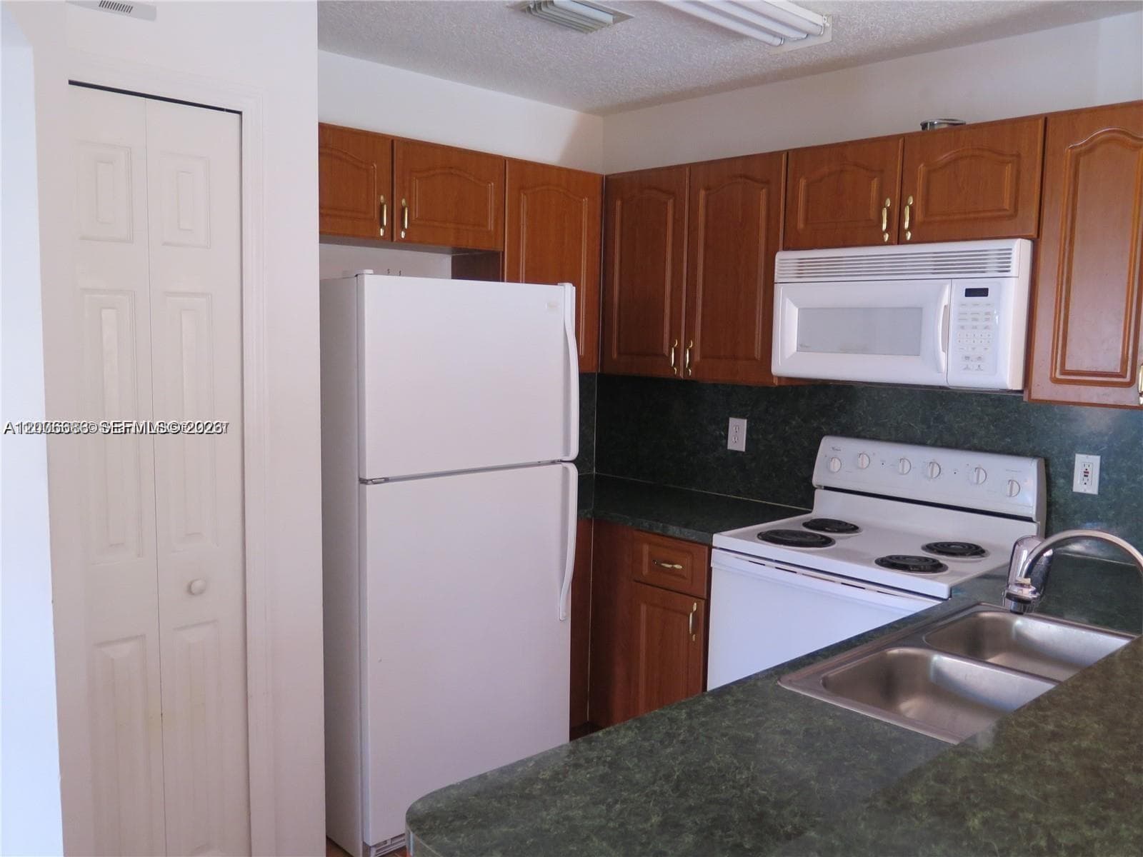 6202 NW 116th Pl # 443, Doral, FL 33178 photo 5