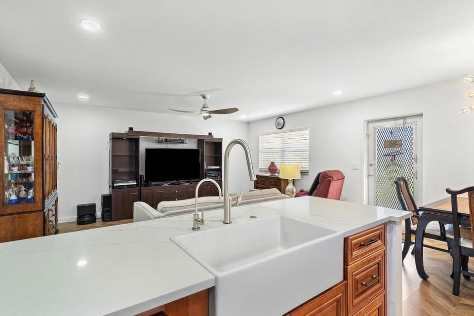 156 Seville, Delray Beach, FL 33446 photo 3