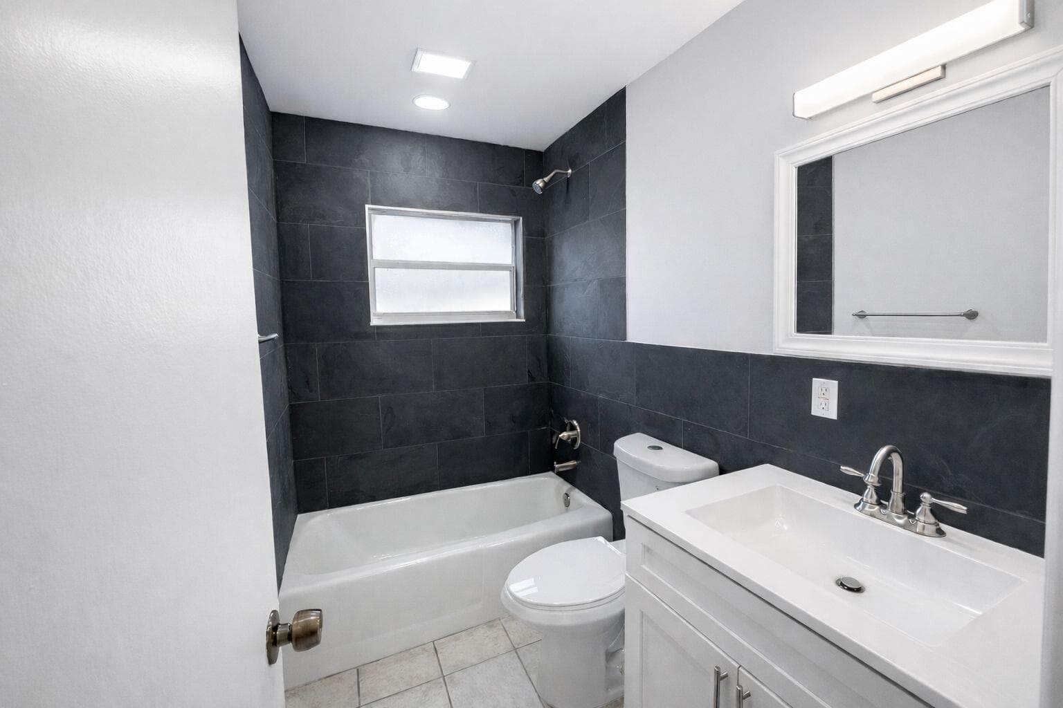 1504 41st Avenue, Vero Beach, FL 32960 photo 5