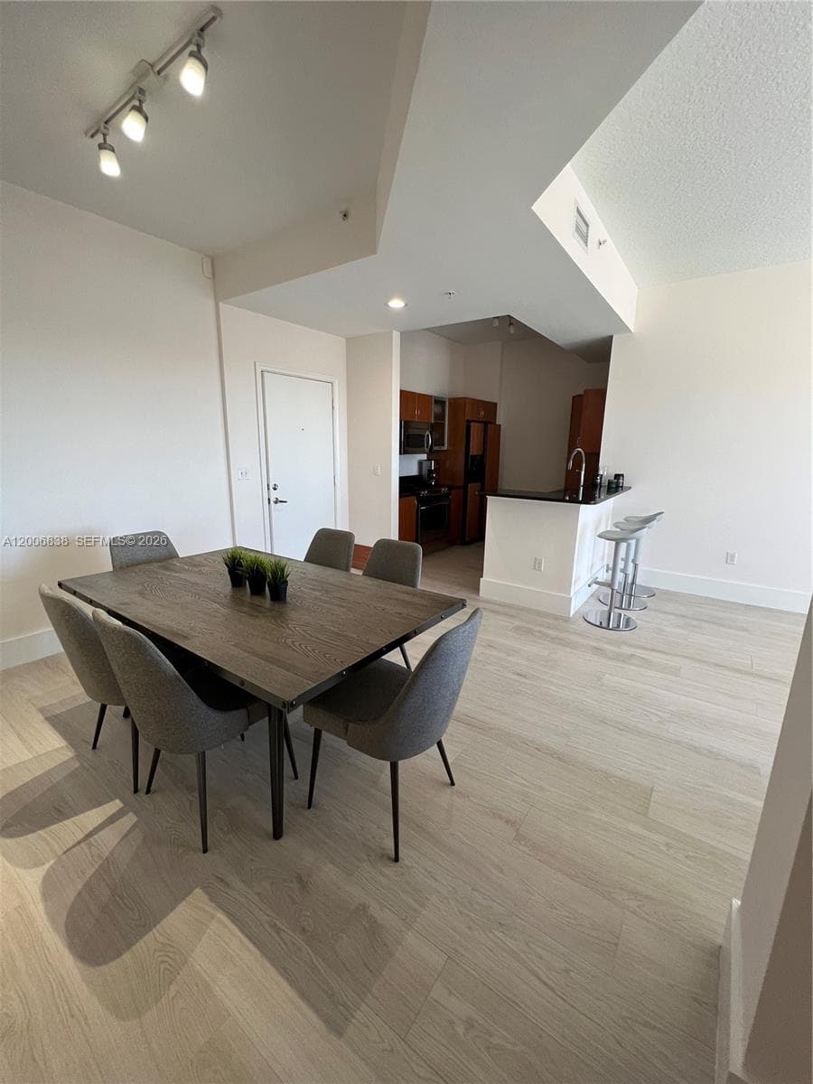 18800 NE 29th Ave # PH25, Aventura, FL 33180 photo 3
